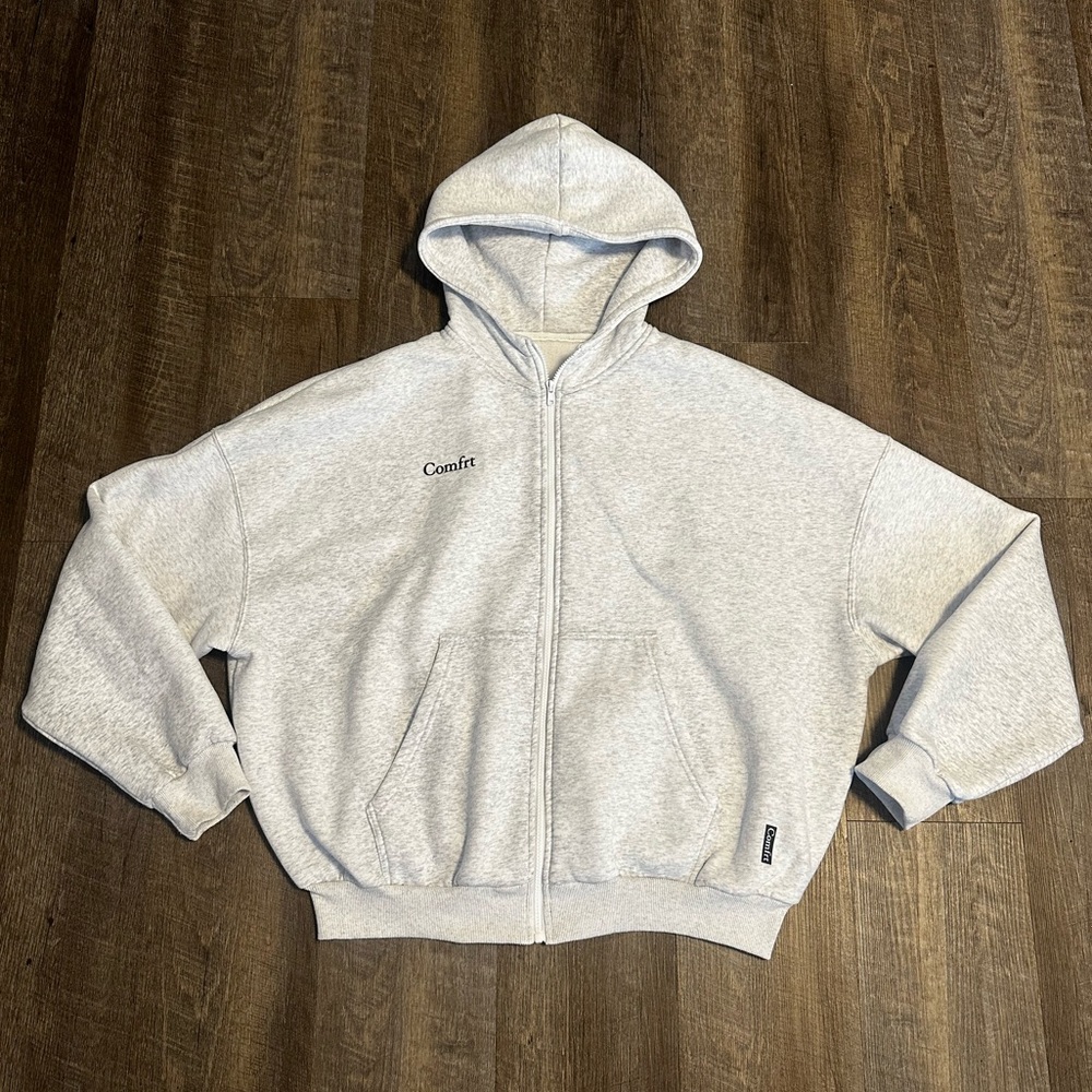 Comfrt Gray Zip Up Jacket